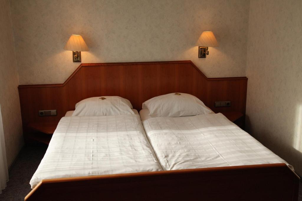Ackfeld Hotel-Restaurant Bueren  Habitación foto