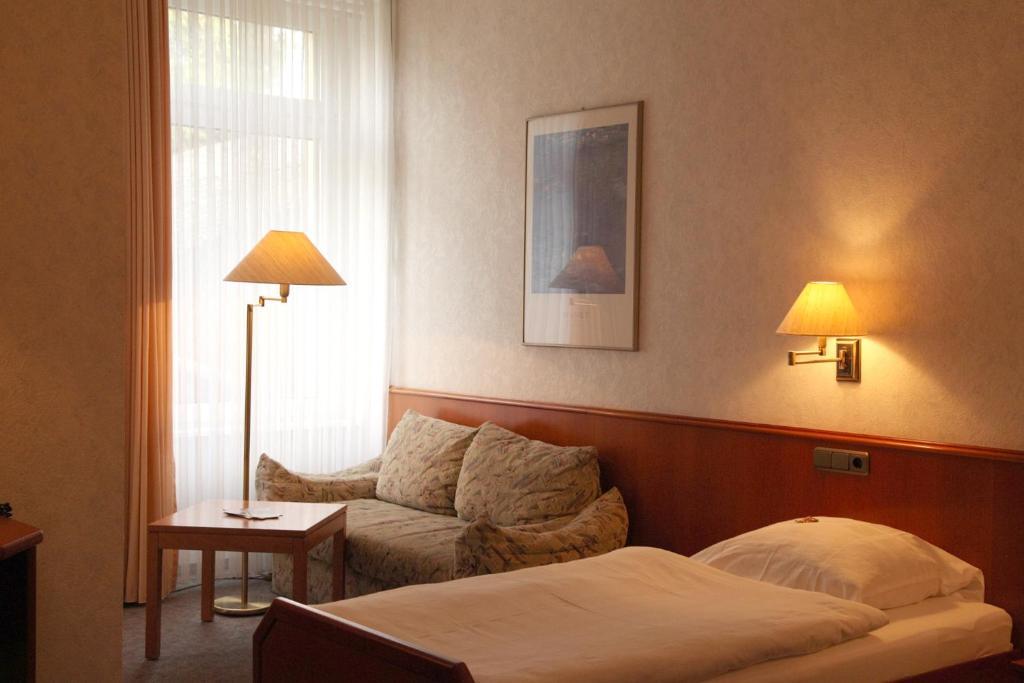 Ackfeld Hotel-Restaurant Bueren  Habitación foto